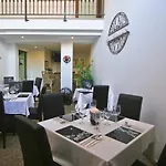 La Casa Hotel 5*